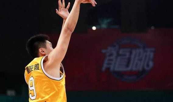  马赛锋线发威,客场三球大胜稳居次席  