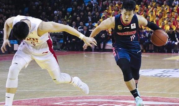  马赛客场力克摩纳哥，法甲争冠格局再生变数