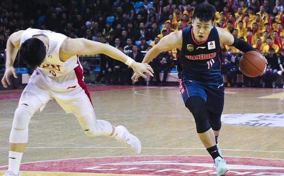  马赛客场力克摩纳哥，法甲争冠格局再生变数