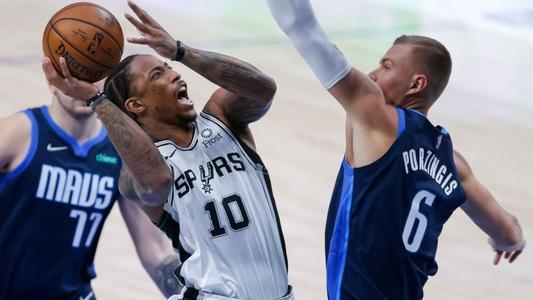  东契奇三双难救主，公牛爆冷击败独行侠止连败  